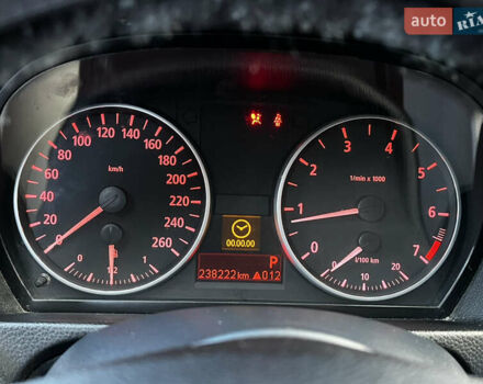 Серый БМВ 3 Серия, объемом двигателя 2 л и пробегом 238 тыс. км за 7000 $, фото 9 на Automoto.ua