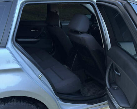 Серый БМВ 3 Серия, объемом двигателя 2 л и пробегом 343 тыс. км за 6350 $, фото 13 на Automoto.ua