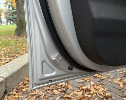 БМВ 3 Серия 2006 в Конотопе на Automoto.ua Серый БМВ 3 Серия, объемом двигателя 2 л и пробегом 245 тыс. км за 7600 $, фото 10 на Automoto.ua