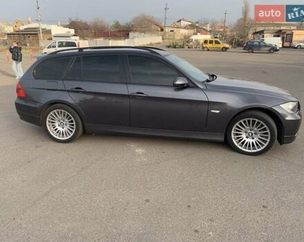 Серый БМВ 3 Серия, объемом двигателя 2 л и пробегом 278 тыс. км за 7700 $, фото 2 на Automoto.ua