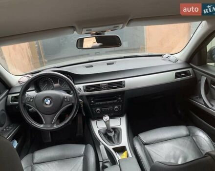 Серый БМВ 3 Серия, объемом двигателя 2 л и пробегом 278 тыс. км за 7700 $, фото 8 на Automoto.ua