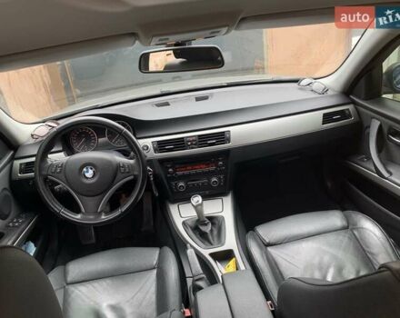 Серый БМВ 3 Серия, объемом двигателя 2 л и пробегом 278 тыс. км за 7700 $, фото 11 на Automoto.ua