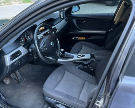 Серый БМВ 3 Серия, объемом двигателя 2 л и пробегом 380 тыс. км за 6600 $, фото 16 на Automoto.ua