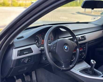 Сірий БМВ 3 Серія, об'ємом двигуна 2 л та пробігом 239 тис. км за 6500 $, фото 3 на Automoto.ua