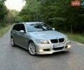 Серый БМВ 3 Серия, объемом двигателя 2 л и пробегом 399 тыс. км за 6000 $, фото 1 на Automoto.ua