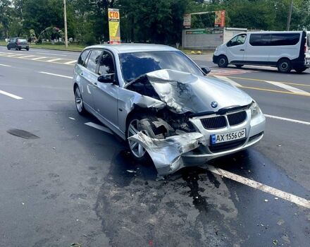 Серый БМВ 3 Серия, объемом двигателя 2 л и пробегом 265 тыс. км за 3800 $, фото 7 на Automoto.ua