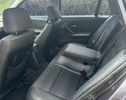 БМВ 3 Серия 2007 в Белой Церкве на Automoto.ua Серый БМВ 3 Серия, объемом двигателя 2.5 л и пробегом 275 тыс. км за 6900 $, фото 14 на Automoto.ua