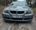 Серый БМВ 3 Серия, объемом двигателя 2 л и пробегом 225 тыс. км за 4800 $, фото 1 на Automoto.ua