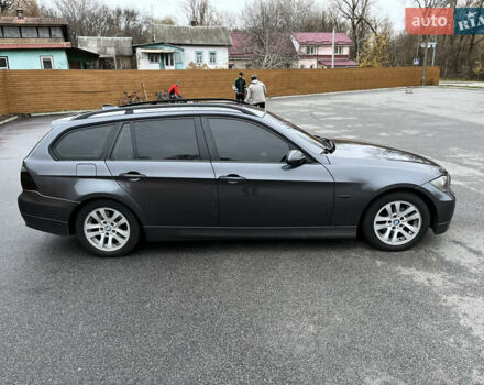 Серый БМВ 3 Серия, объемом двигателя 2 л и пробегом 380 тыс. км за 6600 $, фото 4 на Automoto.ua