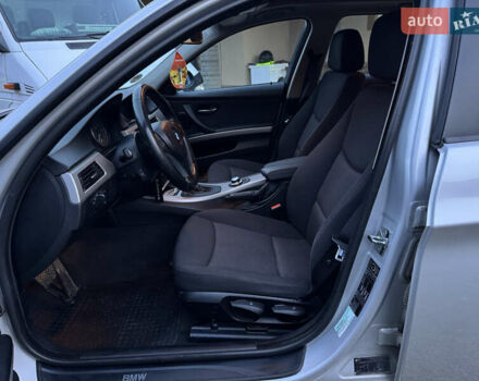 Серый БМВ 3 Серия, объемом двигателя 2 л и пробегом 289 тыс. км за 5990 $, фото 23 на Automoto.ua