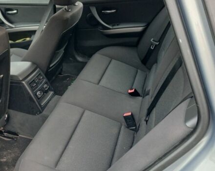 Серый БМВ 3 Серия, объемом двигателя 2 л и пробегом 223 тыс. км за 5200 $, фото 4 на Automoto.ua