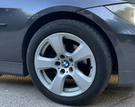 Серый БМВ 3 Серия, объемом двигателя 2 л и пробегом 380 тыс. км за 6600 $, фото 25 на Automoto.ua