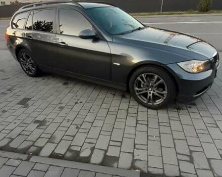 Серый БМВ 3 Серия, объемом двигателя 2 л и пробегом 211 тыс. км за 7800 $, фото 3 на Automoto.ua