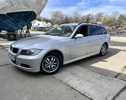 Сірий БМВ 3 Серія, об'ємом двигуна 2 л та пробігом 290 тис. км за 5600 $, фото 3 на Automoto.ua