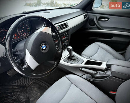 Серый БМВ 3 Серия, объемом двигателя 2 л и пробегом 300 тыс. км за 6800 $, фото 9 на Automoto.ua