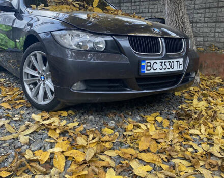 Серый БМВ 3 Серия, объемом двигателя 2 л и пробегом 239 тыс. км за 6500 $, фото 6 на Automoto.ua