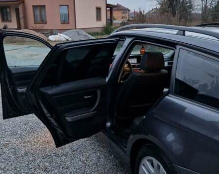 Серый БМВ 3 Серия, объемом двигателя 2 л и пробегом 297 тыс. км за 7700 $, фото 5 на Automoto.ua