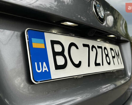 Серый БМВ 3 Серия, объемом двигателя 2 л и пробегом 305 тыс. км за 11800 $, фото 28 на Automoto.ua