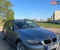 Серый БМВ 3 Серия, объемом двигателя 2 л и пробегом 305 тыс. км за 6900 $, фото 1 на Automoto.ua