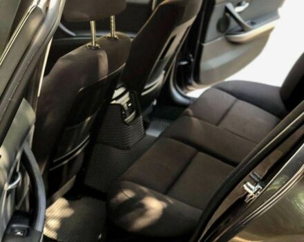 Серый БМВ 3 Серия, объемом двигателя 2 л и пробегом 188 тыс. км за 6500 $, фото 8 на Automoto.ua