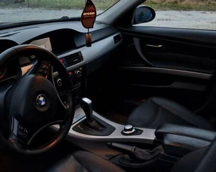 Серый БМВ 3 Серия, объемом двигателя 2 л и пробегом 297 тыс. км за 7700 $, фото 9 на Automoto.ua