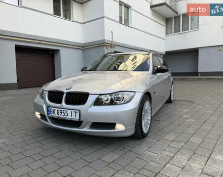 Серый БМВ 3 Серия, объемом двигателя 2 л и пробегом 251 тыс. км за 7400 $, фото 3 на Automoto.ua