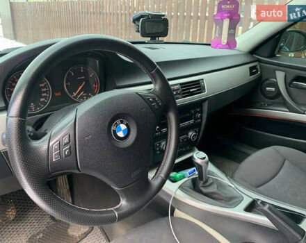 Серый БМВ 3 Серия, объемом двигателя 2 л и пробегом 370 тыс. км за 6700 $, фото 16 на Automoto.ua