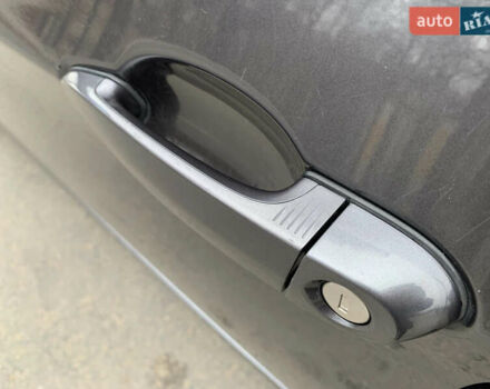 Серый БМВ 3 Серия, объемом двигателя 2 л и пробегом 370 тыс. км за 6700 $, фото 9 на Automoto.ua