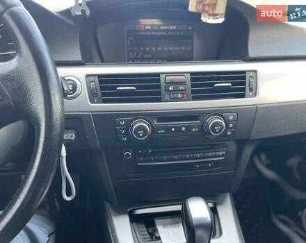 Серый БМВ 3 Серия, объемом двигателя 2 л и пробегом 322 тыс. км за 6950 $, фото 19 на Automoto.ua