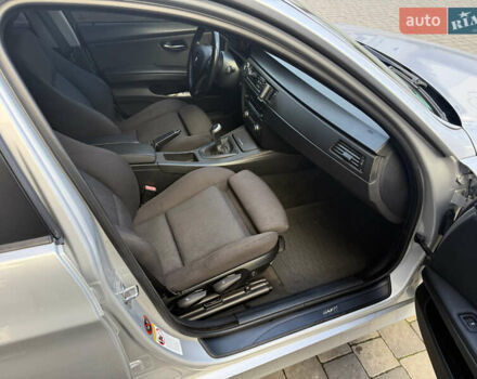 Серый БМВ 3 Серия, объемом двигателя 2 л и пробегом 251 тыс. км за 7800 $, фото 12 на Automoto.ua