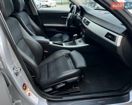 Серый БМВ 3 Серия, объемом двигателя 3 л и пробегом 262 тыс. км за 8900 $, фото 26 на Automoto.ua