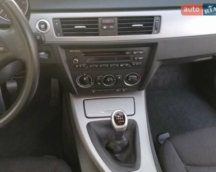 Сірий БМВ 3 Серія, об'ємом двигуна 2 л та пробігом 213 тис. км за 6900 $, фото 27 на Automoto.ua