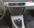 Сірий БМВ 3 Серія, об'ємом двигуна 2 л та пробігом 213 тис. км за 6900 $, фото 27 на Automoto.ua