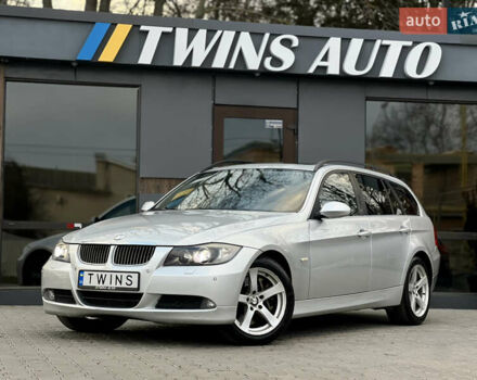 Серый БМВ 3 Серия, объемом двигателя 3 л и пробегом 262 тыс. км за 8900 $, фото 12 на Automoto.ua