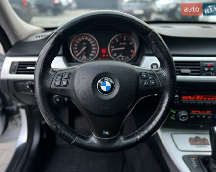 Серый БМВ 3 Серия, объемом двигателя 3 л и пробегом 262 тыс. км за 8900 $, фото 28 на Automoto.ua