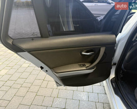 Серый БМВ 3 Серия, объемом двигателя 2 л и пробегом 251 тыс. км за 7800 $, фото 11 на Automoto.ua