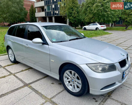 Серый БМВ 3 Серия, объемом двигателя 2 л и пробегом 323 тыс. км за 8500 $, фото 2 на Automoto.ua