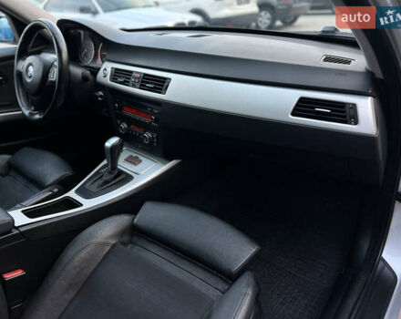 Серый БМВ 3 Серия, объемом двигателя 3 л и пробегом 262 тыс. км за 8900 $, фото 27 на Automoto.ua