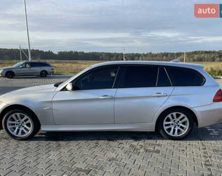Серый БМВ 3 Серия, объемом двигателя 2 л и пробегом 322 тыс. км за 6950 $, фото 1 на Automoto.ua