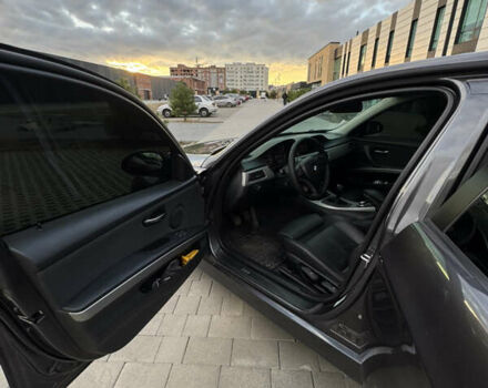 БМВ 3 Серия 2008 в Хмельницком на Automoto.ua Серый БМВ 3 Серия, объемом двигателя 2 л и пробегом 329 тыс. км за 8000 $, фото 16 на Automoto.ua