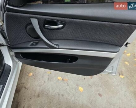 Серый БМВ 3 Серия, объемом двигателя 2 л и пробегом 300 тыс. км за 8500 $, фото 5 на Automoto.ua