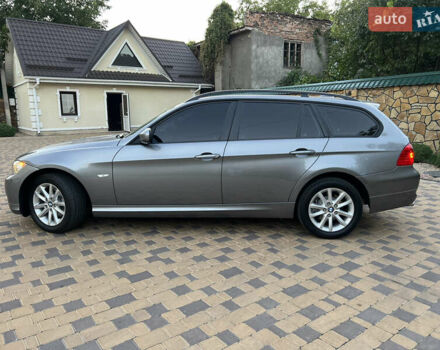 Серый БМВ 3 Серия, объемом двигателя 2 л и пробегом 286 тыс. км за 9200 $, фото 7 на Automoto.ua