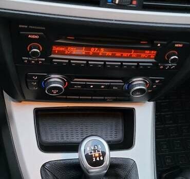 Сірий БМВ 3 Серія, об'ємом двигуна 2 л та пробігом 263 тис. км за 6450 $, фото 23 на Automoto.ua