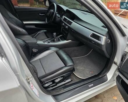 Серый БМВ 3 Серия, объемом двигателя 2 л и пробегом 300 тыс. км за 8500 $, фото 7 на Automoto.ua