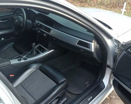 Сірий БМВ 3 Серія, об'ємом двигуна 2 л та пробігом 400 тис. км за 6999 $, фото 10 на Automoto.ua