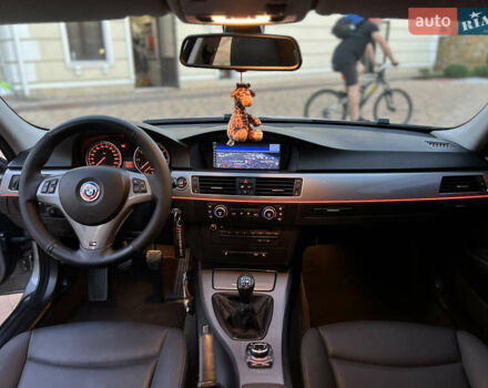 Серый БМВ 3 Серия, объемом двигателя 2 л и пробегом 286 тыс. км за 9200 $, фото 36 на Automoto.ua