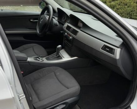 Сірий БМВ 3 Серія, об'ємом двигуна 2 л та пробігом 268 тис. км за 3690 $, фото 9 на Automoto.ua