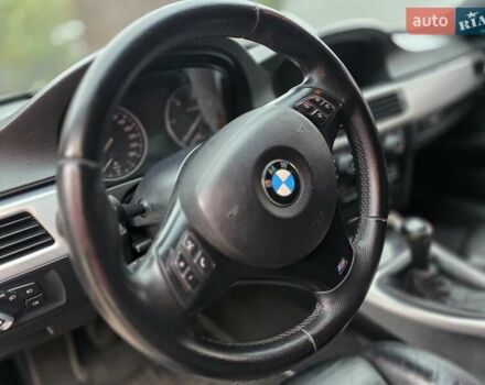 Серый БМВ 3 Серия, объемом двигателя 2 л и пробегом 300 тыс. км за 8500 $, фото 2 на Automoto.ua