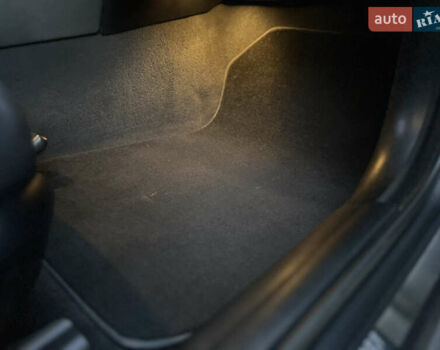 Серый БМВ 3 Серия, объемом двигателя 2 л и пробегом 286 тыс. км за 9200 $, фото 43 на Automoto.ua