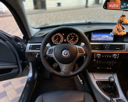 Серый БМВ 3 Серия, объемом двигателя 2 л и пробегом 286 тыс. км за 9200 $, фото 24 на Automoto.ua